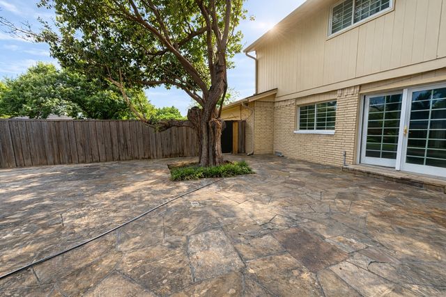 12 Creekwood Circle, Richardson, TX 75080