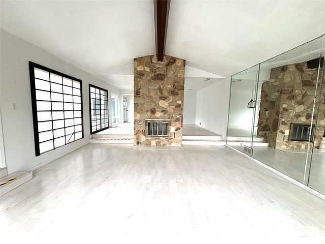 12 Creekwood Circle, Richardson, TX 75080