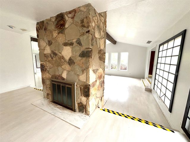 12 Creekwood Circle, Richardson, TX 75080