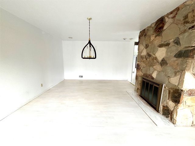 12 Creekwood Circle, Richardson, TX 75080