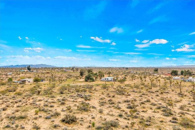57726 Starlight Mesa Road, Yucca Valley, CA 92284