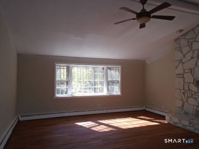 2 Fairfield Lane, Simsbury, CT 06070