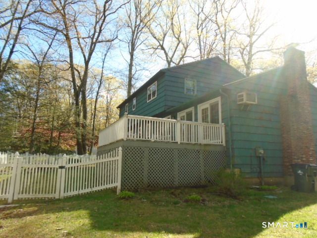 2 Fairfield Lane, Simsbury, CT 06070