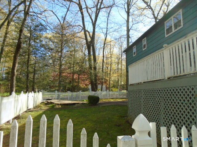 2 Fairfield Lane, Simsbury, CT 06070