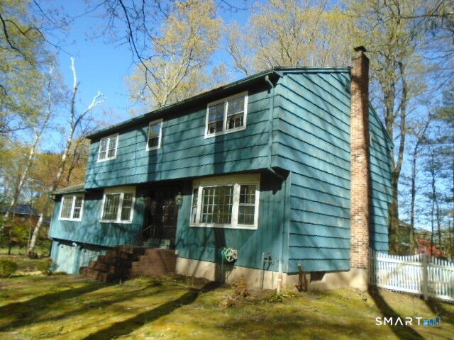 2 Fairfield Lane, Simsbury, CT 06070