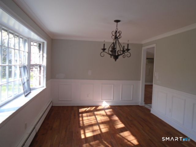 2 Fairfield Lane, Simsbury, CT 06070