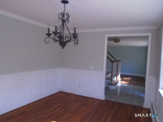 2 Fairfield Lane, Simsbury, CT 06070
