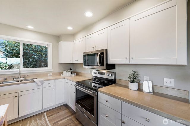 334 Sheridan Street, Port Townsend, WA 98368