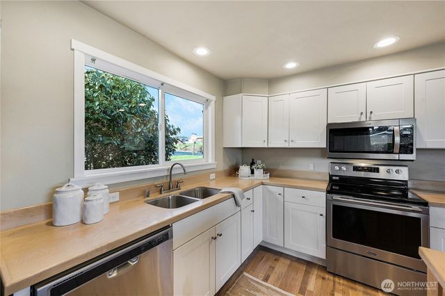 334 Sheridan Street, Port Townsend, WA 98368