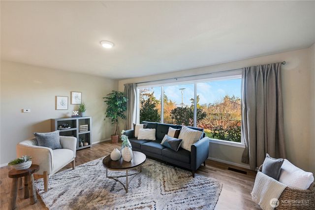 334 Sheridan Street, Port Townsend, WA 98368