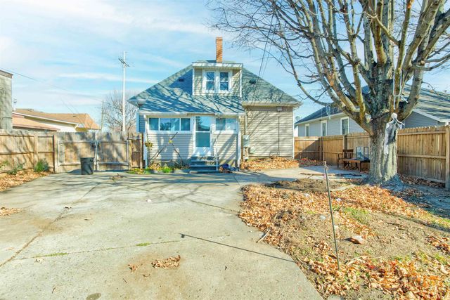 1409 Main Street, Vincennes, IN 47591