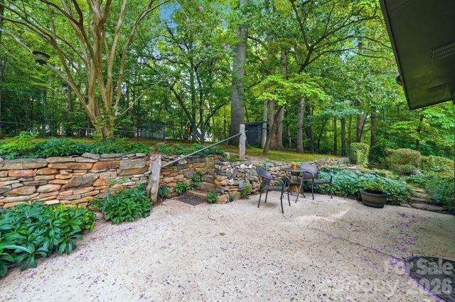 515 Dogwood Lane, Belmont, NC 28012