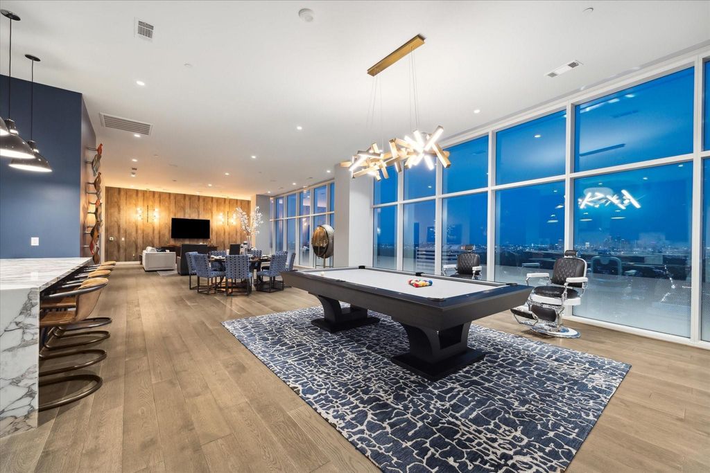 4521 San Felipe Street 3202, Houston, TX 77027