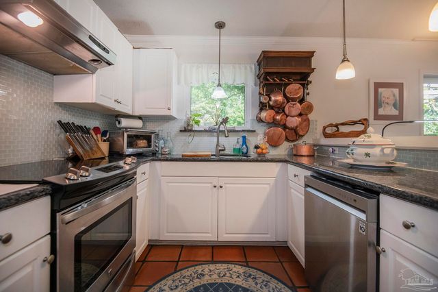 2143 Antillies Dr, Pensacola, FL 32506