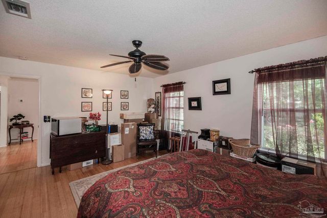 2143 Antillies Dr, Pensacola, FL 32506