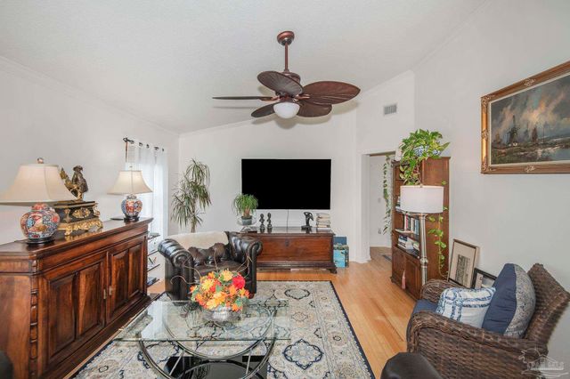 2143 Antillies Dr, Pensacola, FL 32506