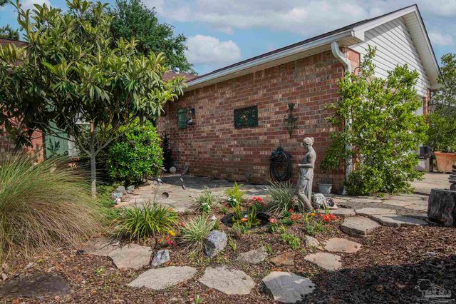 2143 Antillies Dr, Pensacola, FL 32506