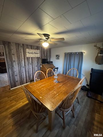 17250 E IL HWY 9, Canton, IL 61520