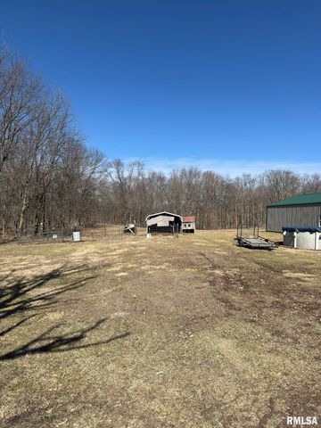 17250 E IL HWY 9, Canton, IL 61520