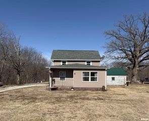 17250 E IL HWY 9, Canton, IL 61520