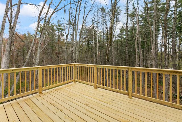 1152 Bridge Street, Pelham, NH 03076