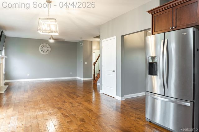 30529 Bradbury Drive, Flat Rock, MI 48134