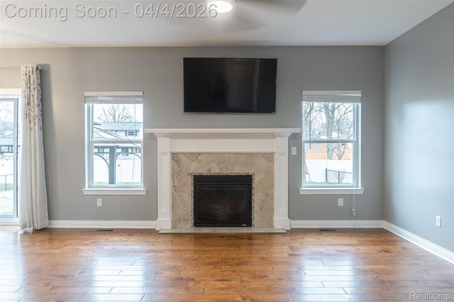 30529 Bradbury Drive, Flat Rock, MI 48134