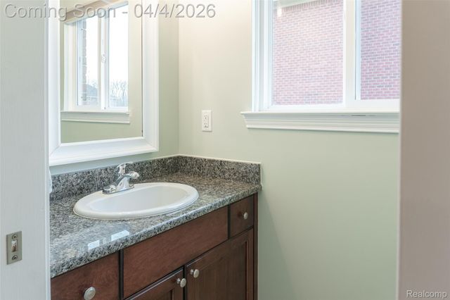 30529 Bradbury Drive, Flat Rock, MI 48134