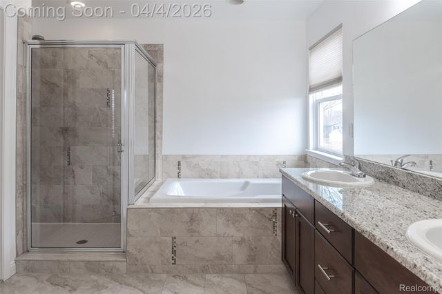 30529 Bradbury Drive, Flat Rock, MI 48134