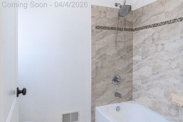 30529 Bradbury Drive, Flat Rock, MI 48134