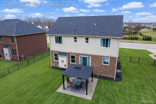 30529 Bradbury Drive, Flat Rock, MI 48134