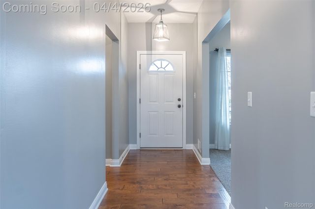 30529 Bradbury Drive, Flat Rock, MI 48134