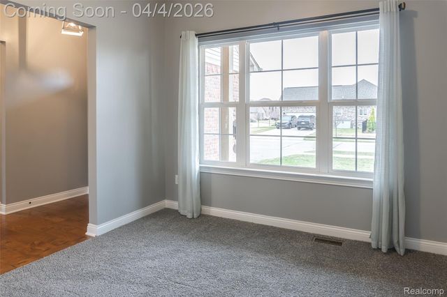 30529 Bradbury Drive, Flat Rock, MI 48134