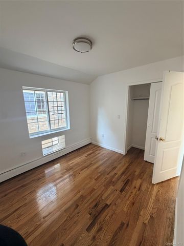 8418 129th Street, Kew Gardens, NY 11415