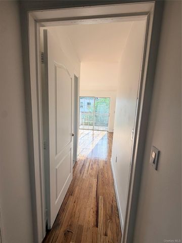 8418 129th Street, Kew Gardens, NY 11415