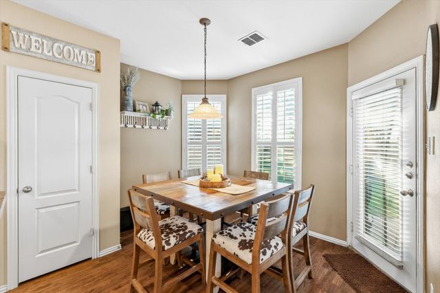 377 Kirby Drive, Lantana, TX 76226