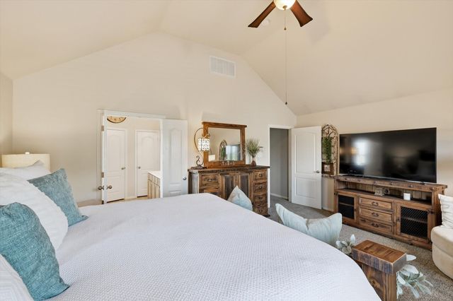 377 Kirby Drive, Lantana, TX 76226