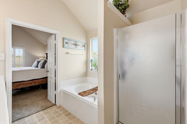 377 Kirby Drive, Lantana, TX 76226