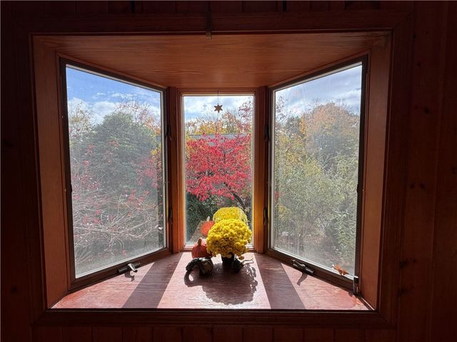 67 Mountaindale Road, Smithfield, RI 02917
