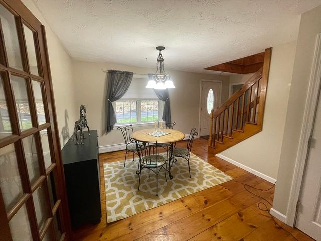 65 Old Spencer Rd, Charlton, MA 01507