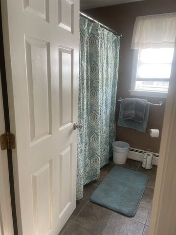 65 Old Spencer Rd, Charlton, MA 01507