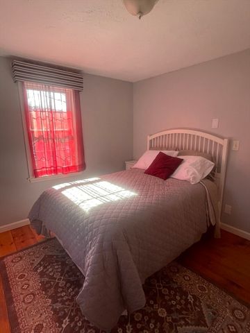 65 Old Spencer Rd, Charlton, MA 01507