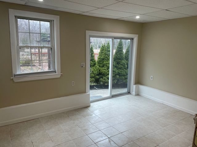 65 Old Spencer Rd, Charlton, MA 01507