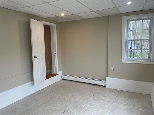 65 Old Spencer Rd, Charlton, MA 01507