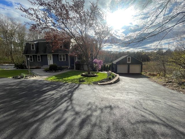 65 Old Spencer Rd, Charlton, MA 01507