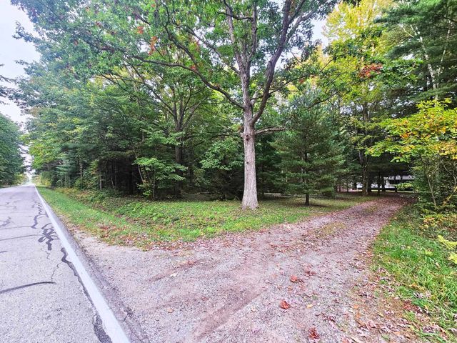 11348 Duffield Road, Montrose Twp, MI 48415