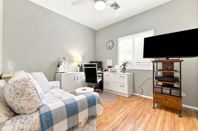 94 E Calle De La Semilla, Green Valley, AZ 85614
