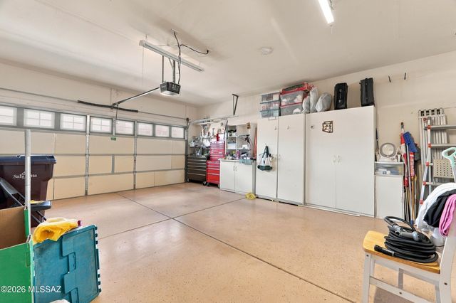 94 E Calle De La Semilla, Green Valley, AZ 85614