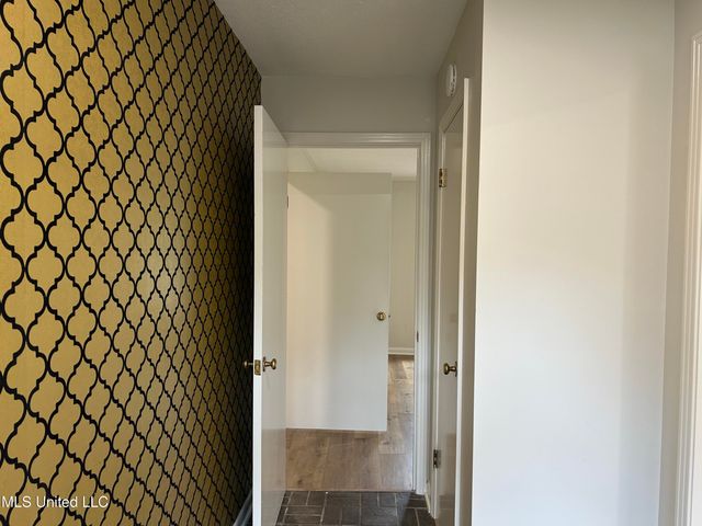 1659 Riverwood Drive, Jackson, MS 39211