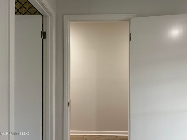 1659 Riverwood Drive, Jackson, MS 39211